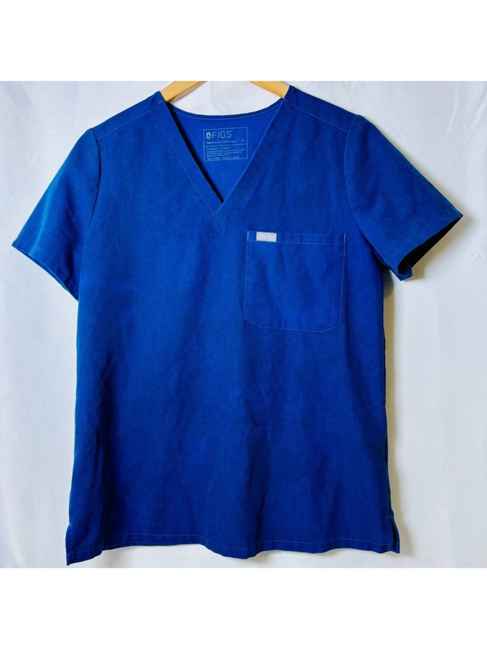 FIGS Scrub Top Womens Medium Royal Blue Technical Collection V-Neck Pocket‎